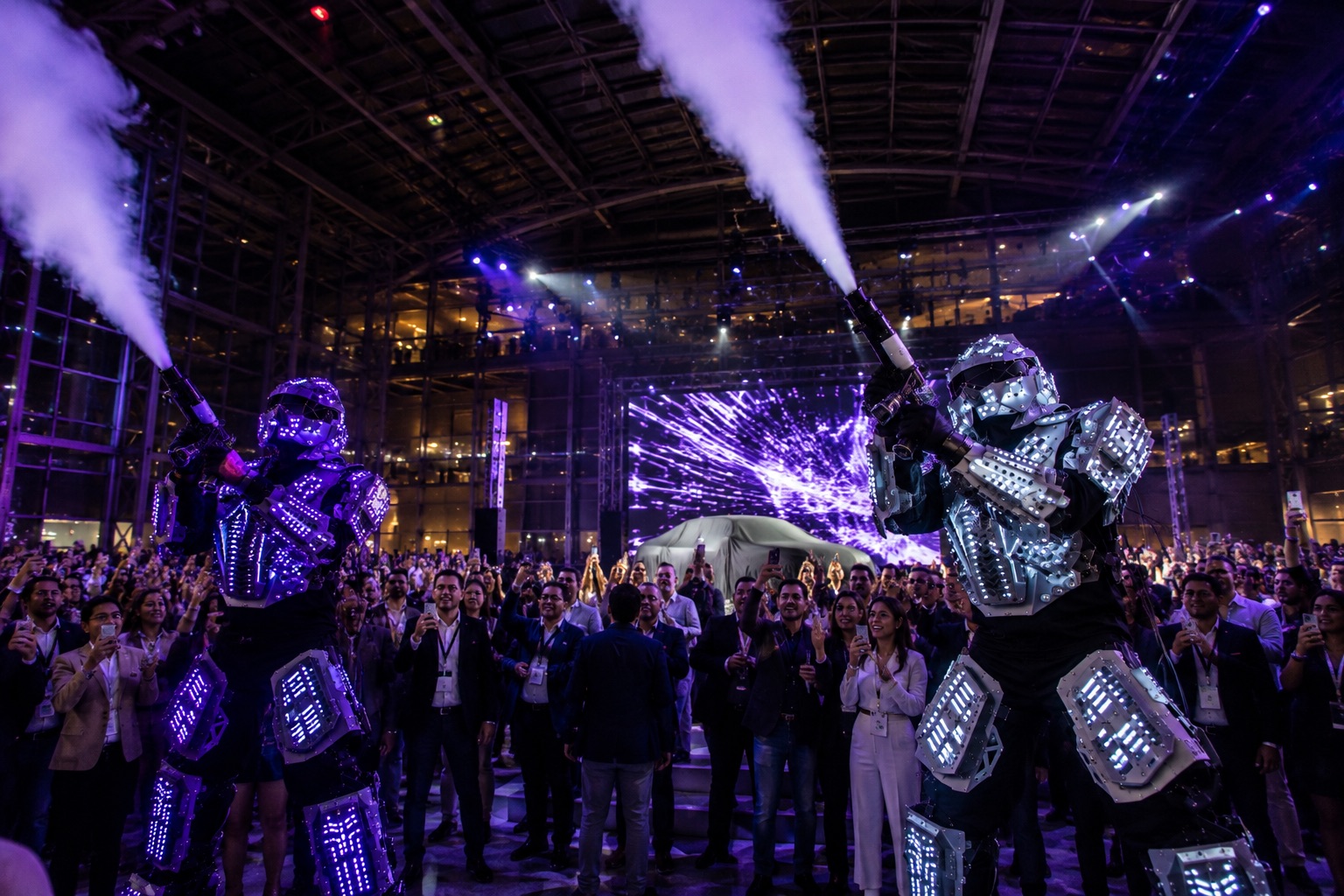 Robots CO₂ Show Indoor