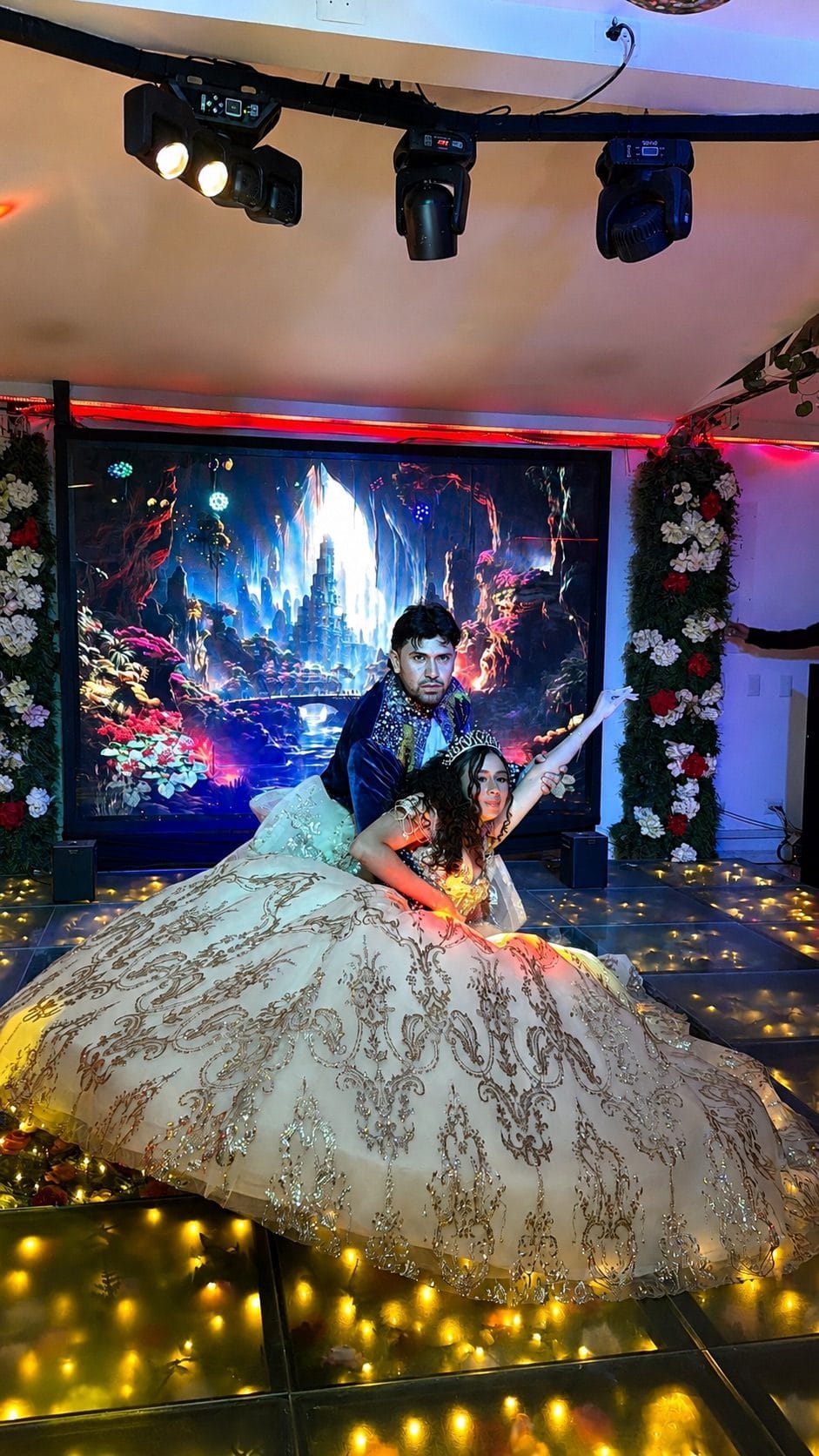 Baile de quinceañera en piso LED